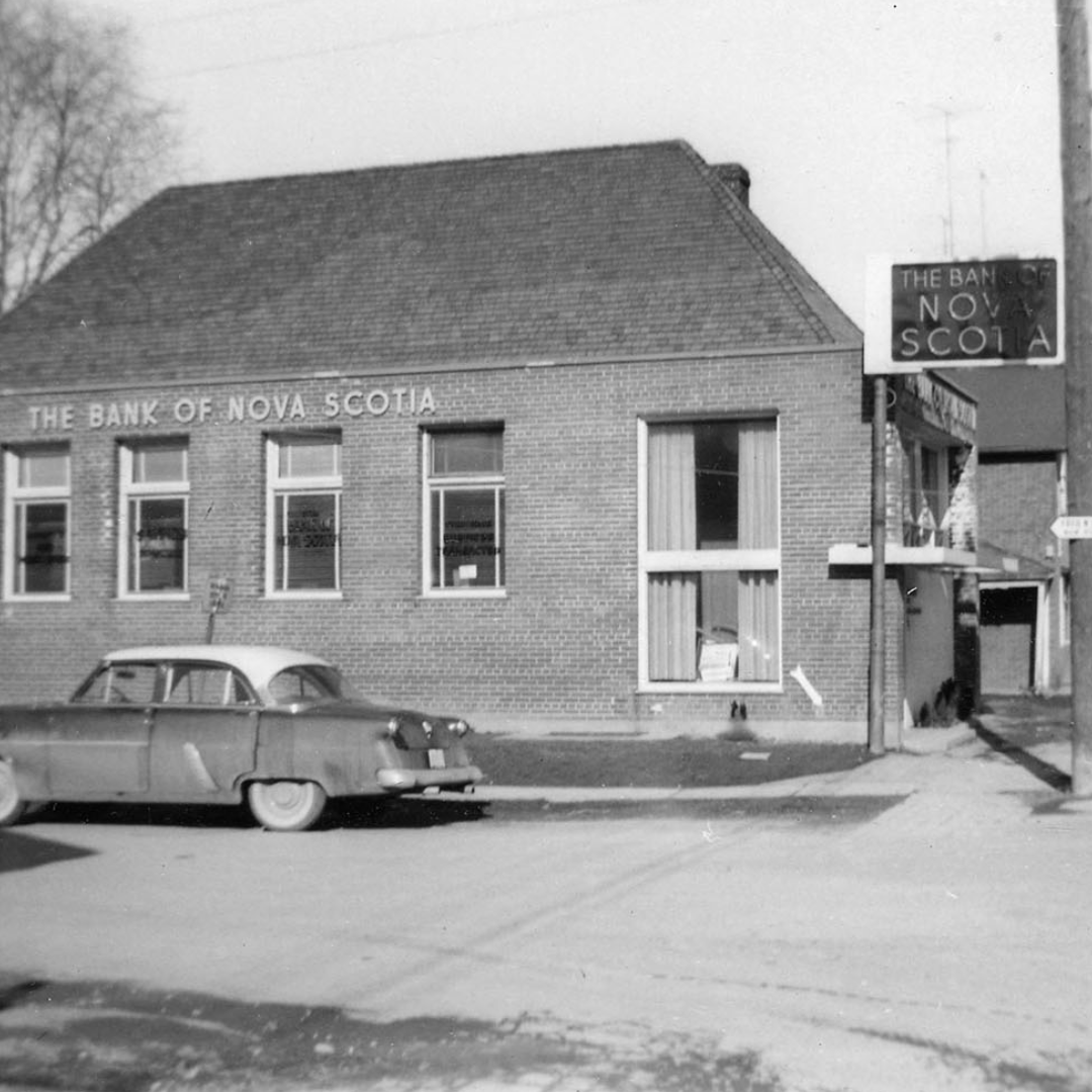 Bank of Nova Scotia, Thomas Street and Queen Street, Streetsville